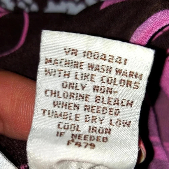 SUPER cute Sleeveless top - Picture 4 of 4